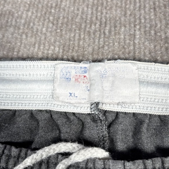 Vintage Russell Athletic Shorts Mens XL Gray Knit Lightweight Faded Distressed - Picture 6 of 10